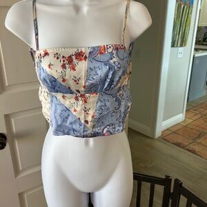 Pretty Silky Strap Open Back Crop Top With Floral Print Size Small